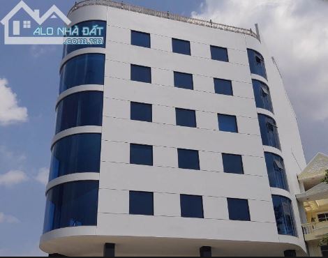 NỢ NGÂN HÀNG! BÀN TÒA VĂN PHÒNG SÁT QUẬN 1 P25, 10X22M, 1 HẦM 7 LẦU, GIÁ 65 TỶ