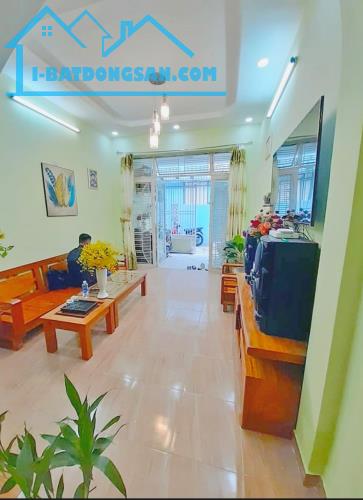 💥Kiệt 3m Trần Cao Vân. Vài bước chân ra Mặt Tiền, DT 45m2, Chỉ 3 tỷx