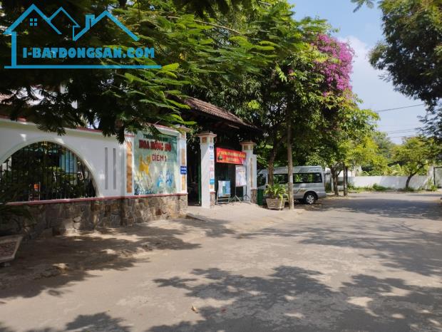 Bán 2 nền đất Kiến Á giá tốt kế bên KDC Phú Nhuận, DT 200m2, giá 85tr/m2