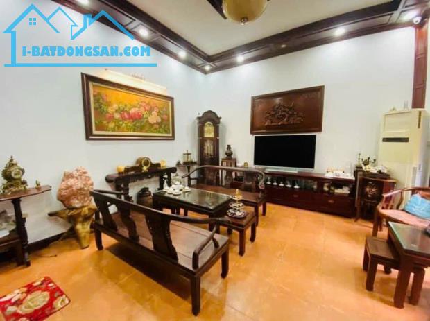 Mặt Phố Cực Hiếm Nhà Bán Phố Vip Thiền Quang 35M2 MT 7M KD Đỉnh Giá 16 Tỷ