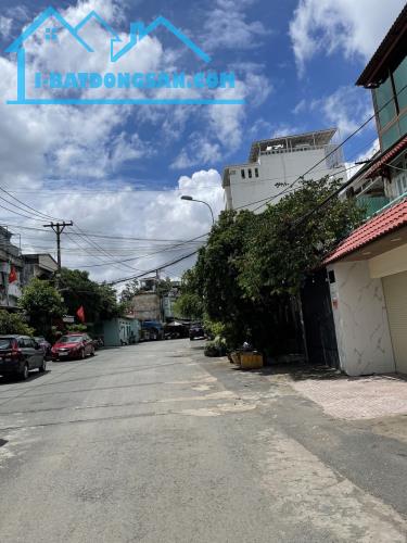 NHÀ NGON - GIÁ RẺ - SÁT QUẬN 1 - 132M2 - 8x16.5M CHỈ 12 TỶ, LH: 0938498349 HÒA