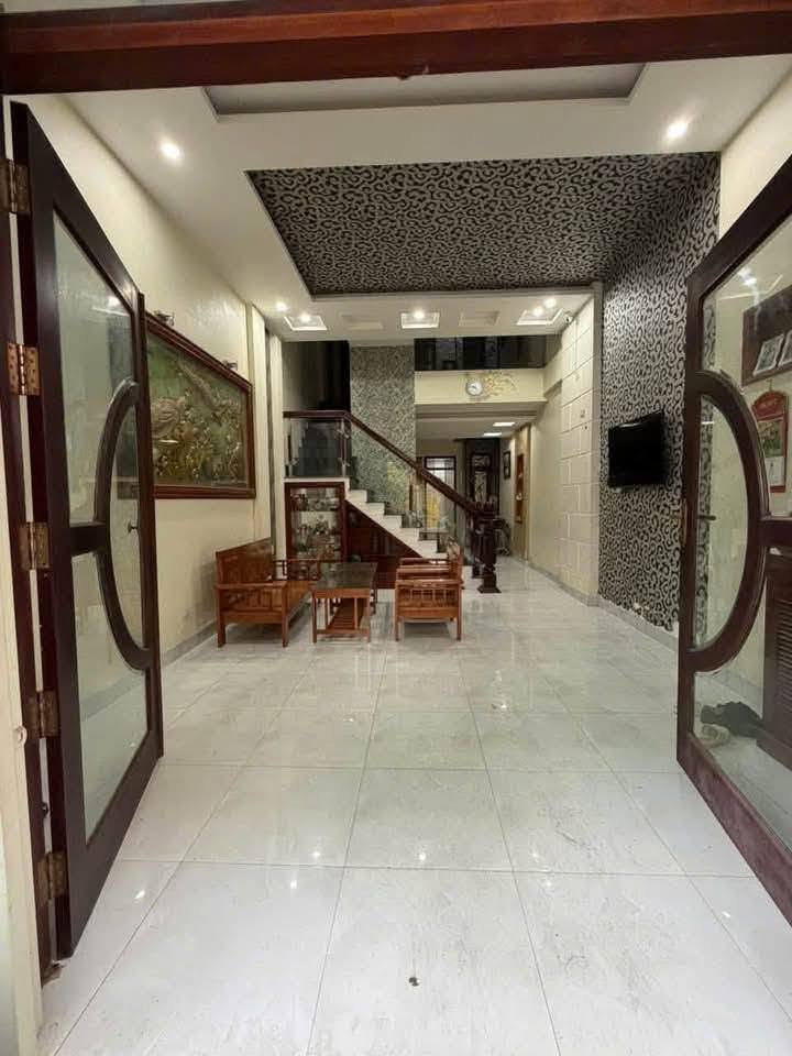 Khu Ghềnh Ráng