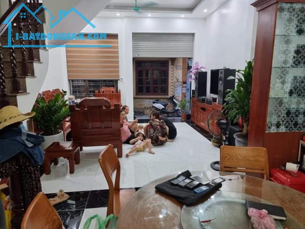 PHỐ ẨM THỰC HÀ THÀNH – 5 tầng Tống Duy Tân 37m MT5m chỉ 15.8 tỷ - GẦN PHỐ, SÂN RỘNG, MỚI