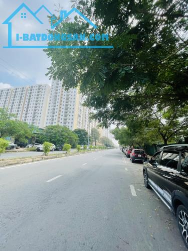Đất Mặt Tiền Lưu Đình Lễ,Quận 2 DT:3028m2-Full Thổ Cư-Xây Dựng Cao 20 Tầng-Giá 650 Tỷ TL