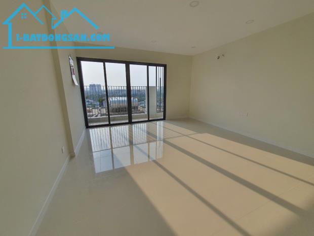 BÁN CĂN OT LAVIDA PLUS QUẬN 7 28m2, nhà mới rèm, máy lạnh giá 2 tỷ bao hết
