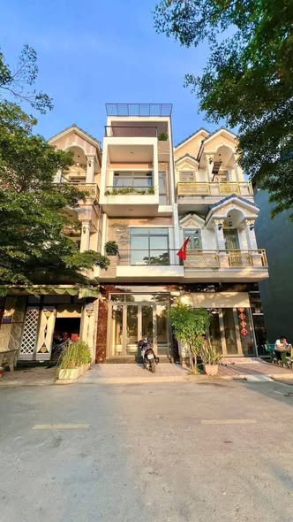 Phú, Hồng Thịnh 8 An Phú