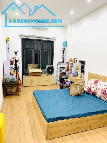 Hiếm Phân Lô Ông Ích Khiêm 50m2 5 Tầng Nhỉnh 10 Tỷ