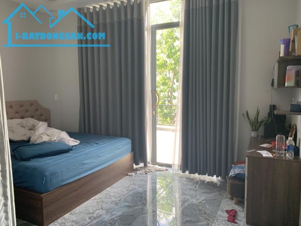 SIÊU HẤP DẪN - KDC BÌNH HƯNG BẾN XE QUẬN 8 - 3 TẤM - 4x18M - NHÀ MỚI - CHỈ NHỈNH 7 TỶ