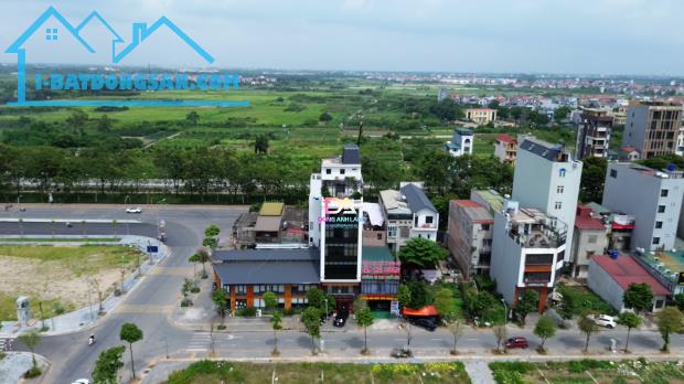 Đất đấu giá X2 Vườn Đào Uy Nỗ Đông Anh kinh doanh sầm uất
