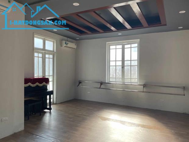 Liễu Giai – Ba Đình – 190m2 – Mặt tiền 18m – 61 tỷ .