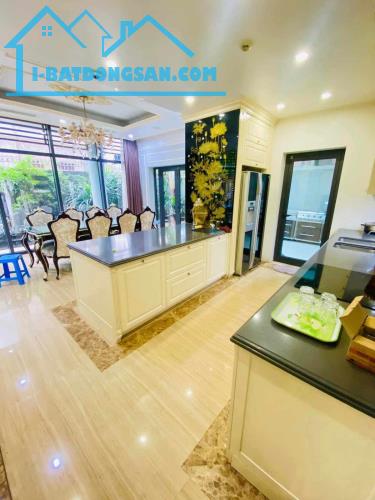 Đào Tấn – 190m2 – Mặt tiền 12m – Lô góc – 9 Tầng – 31 căn hộ - 48 tỷ .