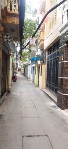 Chuyển Lên Chung Cư Bán Nhà Thụy Khuê, Mặt Ngõ Kinh Doanh, Thông Hồ Tây, 40M, 3T, 8,6 Tỷ