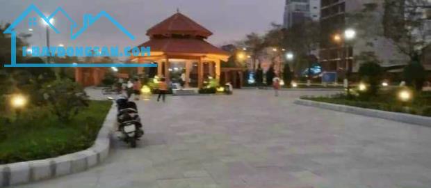 MẶT PHỐ, UBNDP PHÙ KHÊ 100M C,C,C BÁN LÔ ĐẤT - 100M2 - 4.5 - 800TRM