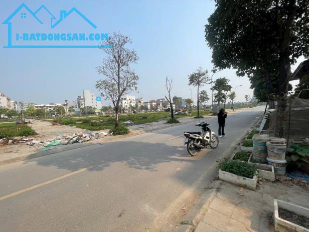 Bán đất đấu giá X2 Uy Nỗ Đông Anh- khu Vườn Đào kinh doanh