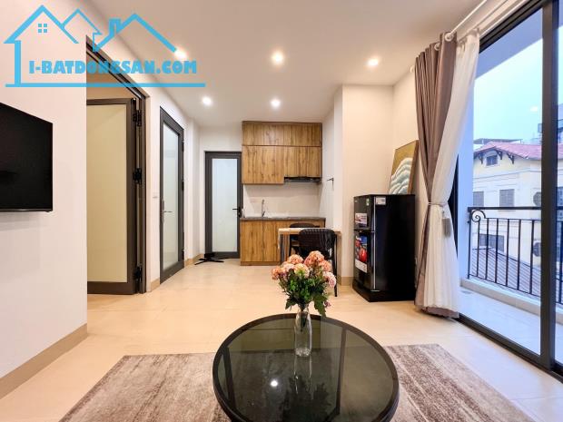 Cực hiếm tòa CCMN phố Láng Đống Đa, 99m2, 7T thang máy, MT9m 24 tỷ nhỉnh