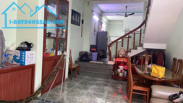 SIÊU NGON - LẠC LONG QUÂN THÔNG CƯ XÁ LỮ GIA - TÂN BÌNH - 4 TẦNG - XE HƠI VÀO NHÀ - 8.99TY