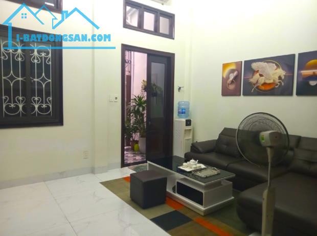 SIÊU PHẨM PHỐ VIP LÒ ĐÚC HAI BÀ TRƯNG - NHÀ 4TẦNG 3PN 74M2 - CHỈ 8 TỶ TL.