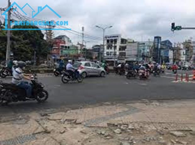 Bán nhà mật tiền Kinh doanh Lý Thường Kiệt, P7, Tân Bình, 224m2, 5 tầng.