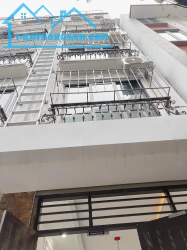 Bán CCMN Vạn Phúc , DT 50m, 6x10 Phòng. Lúc nào cũng cháy phòng. Giá 9.6 Tỷ.