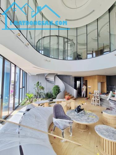 ⚜️ TÒA SIÊU KHÁCH SẠN MẶT PHỐ ÂU CƠ, TÂY HỒ. 250M2 10T MT 10M, ĐẲNG CẤP, CHỈ 102 TỶ ⚜️