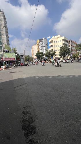Bán gấp nhà mặt tiền. Đề Thám.Quận 1.