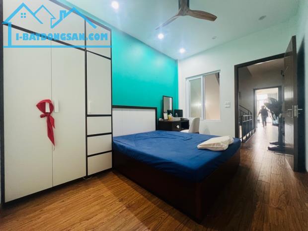 Tây Hồ 57m2 x5 tầng vài bước chân ra ô tô tránh thoáng vĩnh viễn giá thoả thuận