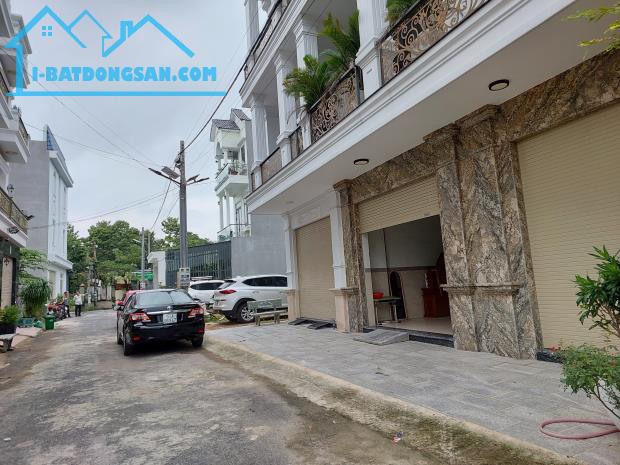 Bán đất 2 mặt tiền phường Hiệp Hoà, Biên Hoà. 4 x20m. 80m. Đường 5m. Giá 4,3 tỷ.
