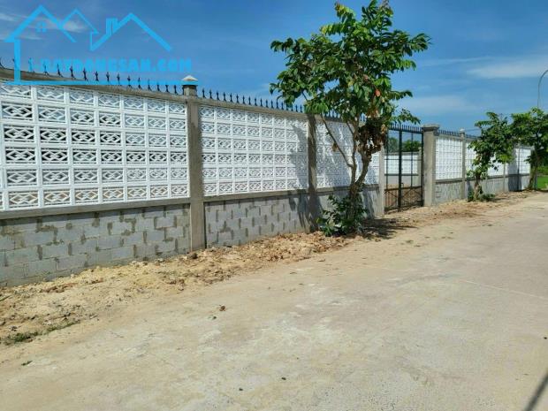 HÓC MÔN - BÁN ĐẤT MẶT TIỀN ĐƯỜNG NHỊ BÌNH 15, DT 37 * 56m