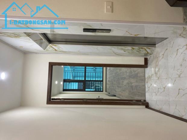 Khu cán bộ Đa sỹ 45m 5t thang máy,ôtô qua,view trường,khu dân trí cao,an sinh tuyệt vời