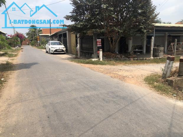 BÁN 2.600M2 ĐẤT CHƠN THÀNH MẶT TIỀN NHỰA GẦN QUỐC LỘ 13, CHỢ, SHR
