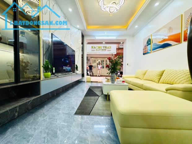 Bán Nhà Thái Hà Đống Đa 40m Kinh Doanh
