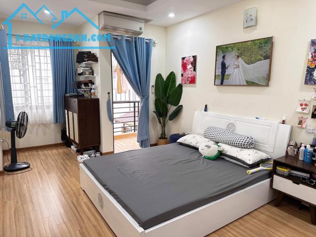 Bán Nhà Nguyễn Văn Lộc Hà Đông 35m