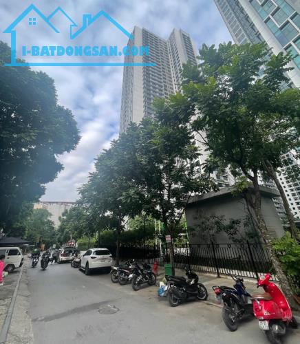 Đất phân lô Hoàng Công Chất, Phú Diễn, Bắc từ Liêm. Liền kề Khu đô thị Goldmark Lô góc 63m