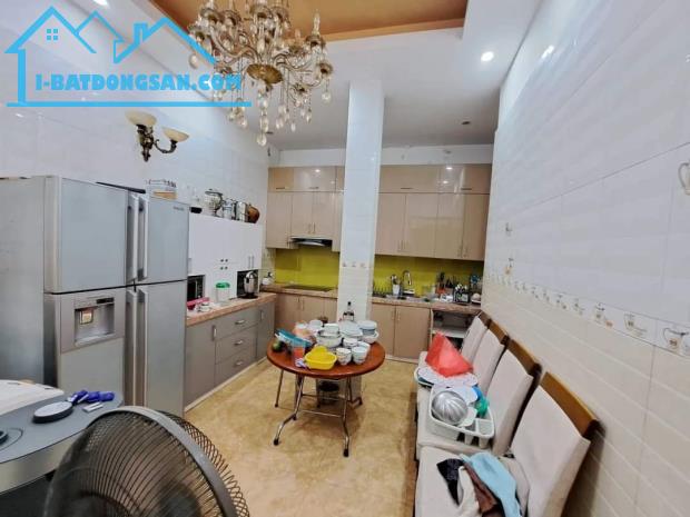 BIỆT THỰ VIP KĐT BẮC LINH ĐÀM, HOÀNG MAI, 200M,4T,MT16M, 52 TỶ, THANG MÁY, ĐẲNG CẤP.