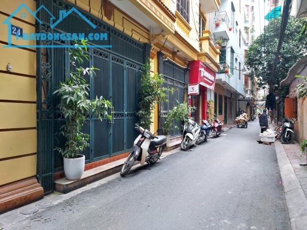 Bán nhà 5 tầng Ô tô đỗ cửa phố Tôn Thất Tùng Dt 35m Mt 4m Giá 6,8 tỷ