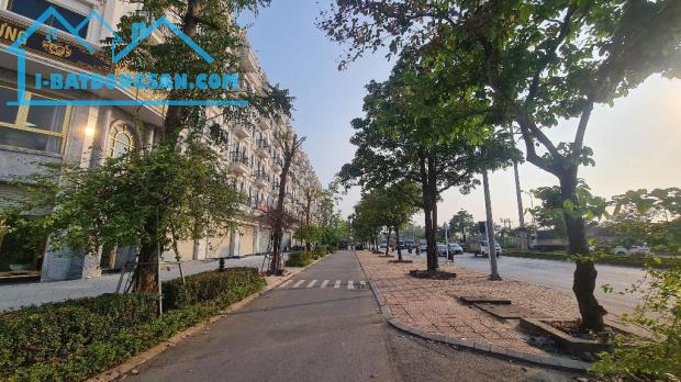 Lk Luxury Kiến Hưng 63m mt5m 5t thô trục chính thông,to nhất khu Kinh doanh,an sinh đỉnh