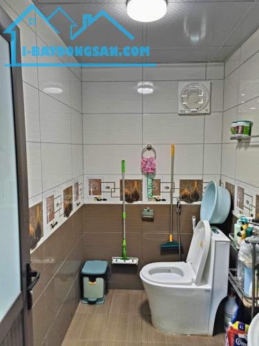 Bán nhà ngõ 6 Phạm Ngọc Thạch Ô tô đỗ cửa Dt 33m Mt 4m Giá 5,1 tỷ
