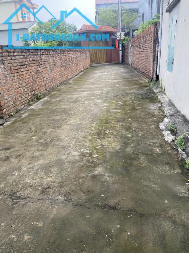 BÁN ĐẤT ĐÔNG YÊN - LÔ GÓC - Ô TÔ ĐỖ - FULL THỔ CƯ 94M 5MT GIÁ 2.6TỶ