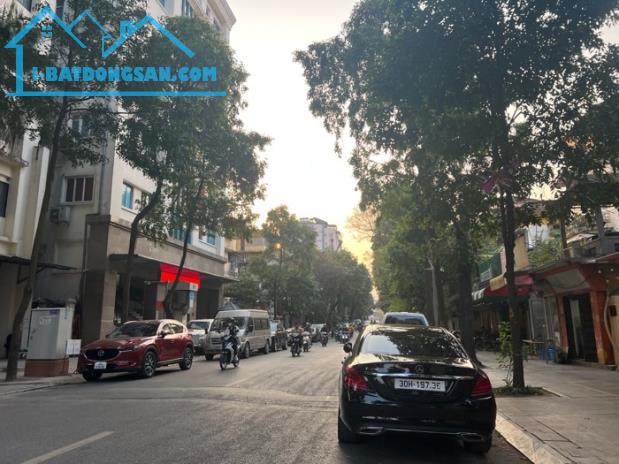 Khuôn viên BIỆT THỰ Nguyễn Thượng Hiền 30m 3 tầng MT4m chỉ 9.8 tỷ - NGÕ NÔNG SÁNG, NHÀ THO