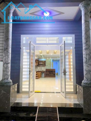 🏠Bán Nhà Gác Lửng Sân Ô Tô Kp 9, P. Tân Phong DT 92m2 Chỉ 2,4 Tỷ