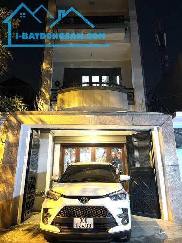 ĐỊNH CƯ BÁN GẤP TÒA NHÀ ĐẸP 4TẦNG MẶT PHỐ TRẦN KHÁT CHÂN HAI BÀ TRƯNG NGANG 5M GIÁ 16,9TỶ