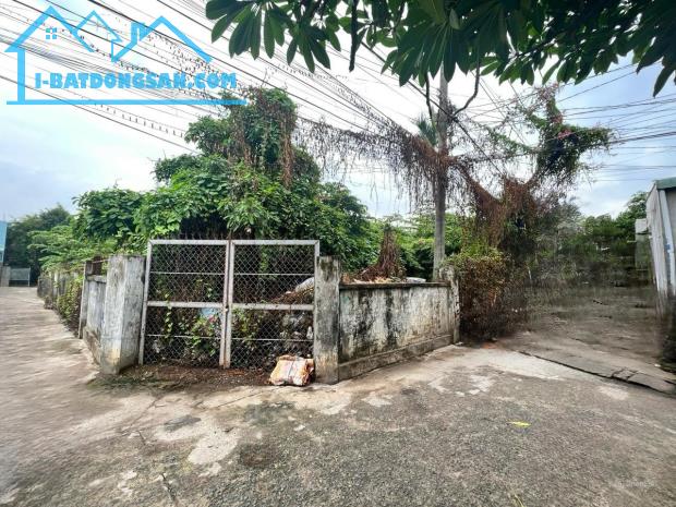 Bán đất sào phường Bửu Long. DT 26 x34m co 300m thổ cư.Gần bờ kè, Giá 32 tỷ.