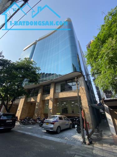 Bán tòa nhà VIP 9 tầng mp Hoàng Ngân_Lê Văn Lương Dt 400m2 Mt16m. Giá 280 tỷ