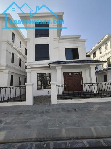 Bán biệt thự 230 M mặt đường Lũng Đông Đằng Hải Hải An