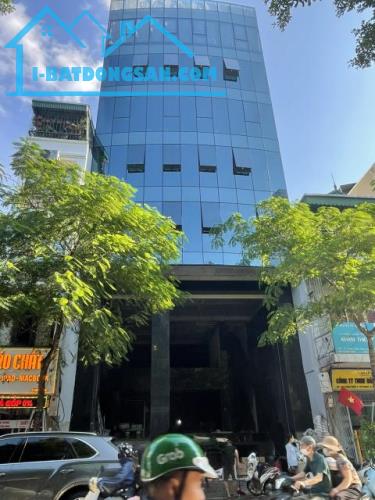 Bán toà nhà Văn Phòng VIP 9 tầng phố Khâm Thiên Dt 380m2 Mt 10.5m. Giá 220 tỷ