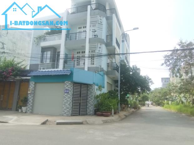 Cần bán hoặc cho thuê lô góc mặt tiền Liên Phường, KDC Kiến Á 400m2, đã san lấp,35tr/tháng