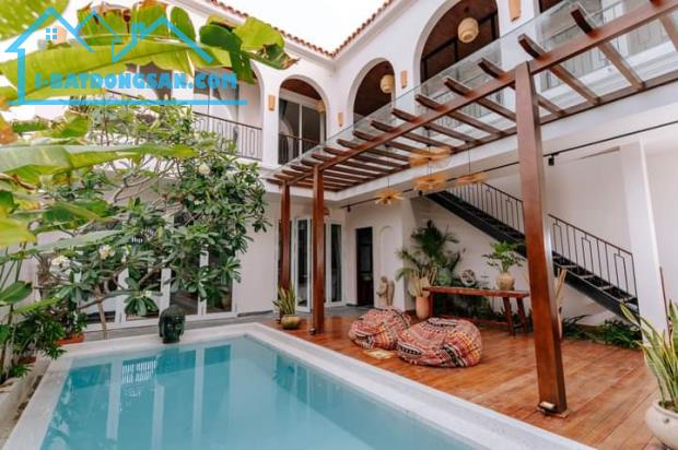BÁN SIÊU PHẨM VILLA.GIÁ QUÁ RẺ. NGAY BIỂN AN BẰNG HỘI AN