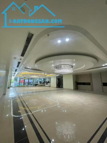 Chính chủ bán toà văn phòng phố Xuân Thủy Cầu Giấy 400m2x10T nhỉnh hơn 300 tỷ