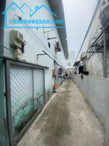 Bán nhà trọ Bình Tân, đường Tỉnh lộ 10, 110m2, bao đầu tư