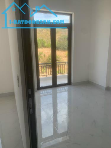 Bán nhà đồng sở hữu long hải có thổ cư, đường xe hơi 580tr LH 0903 066 813